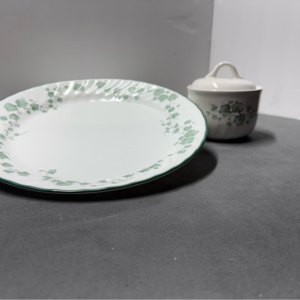 Corelle Elegant Green and White Dinnerware Set.  4 plates and 1 sugar bowl